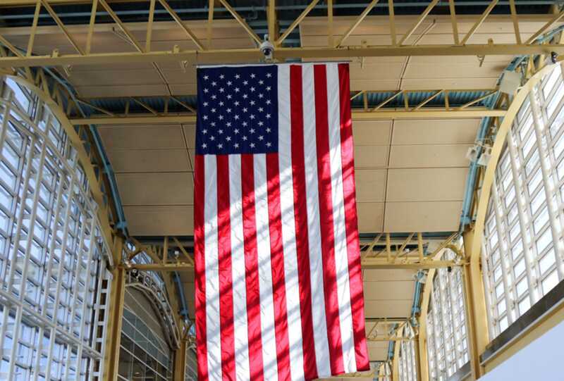 США выдворили свыше 130 мигрантов в Узбекистан