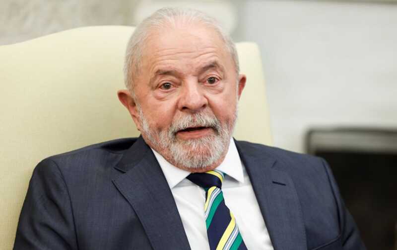 Президент Бразилии уехал из России после недолгой остановки